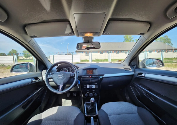 Opel Astra cena 18900 przebieg: 222929, rok produkcji 2010 z Piła małe 466